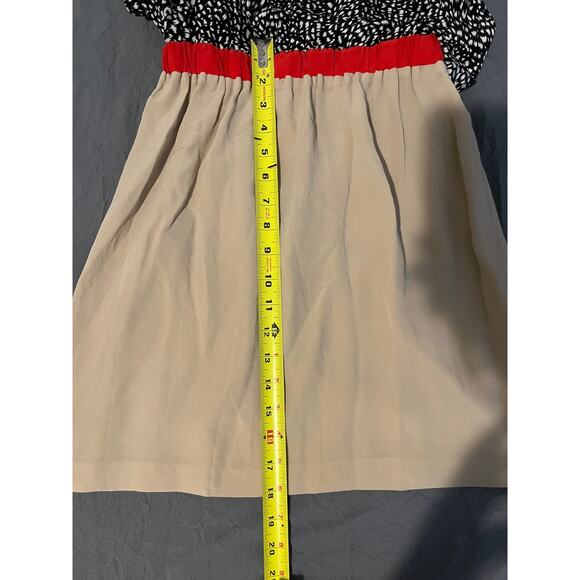Cynthia Vincent 100% Silk Dress Size M – Scoop Back Print Top Red Waist Beige - Picture 7 of 7
